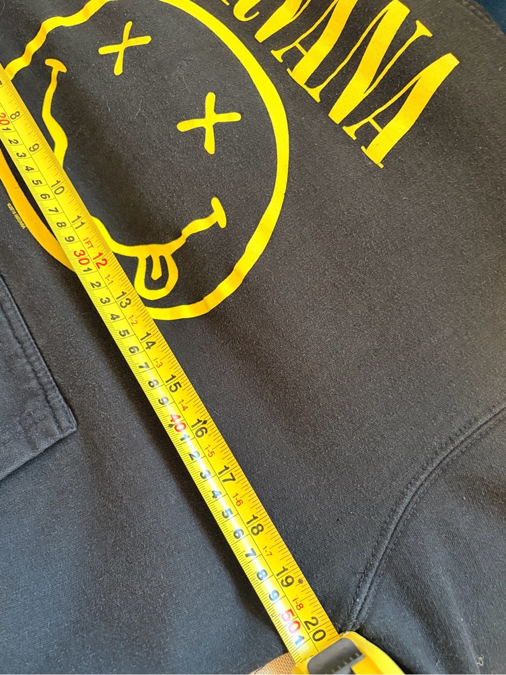 Official Nirvana Smiley Face Logo Hoodie Black - Men's / Unisex Small 19.5" P2P - Picture 3 of 8